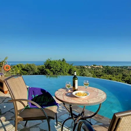 Villa Skala Sleeps 4 Pool Air Con Wifi Ratzaklíon