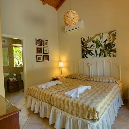 Skala Sleeps 4 Pool Air Con Wifi Villa *