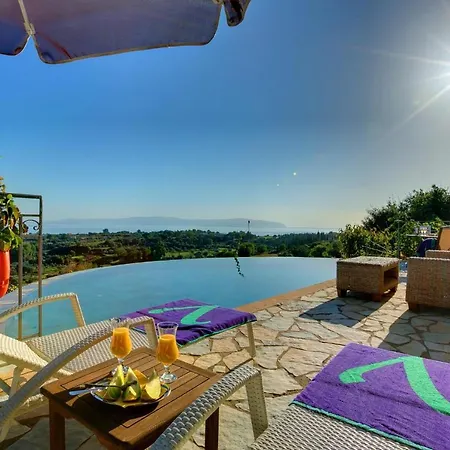 Skala Sleeps 4 Pool Air Con Wifi